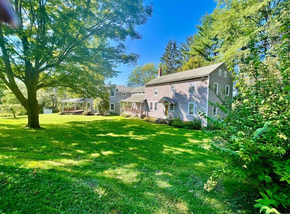 Spacious Colonial Country Life Real Estate LLC